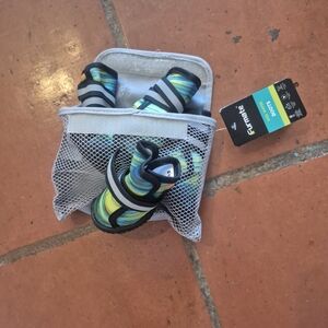 Furmate Multicolor Dogs Water Shoes - Blue/Green/Yellow Stripe